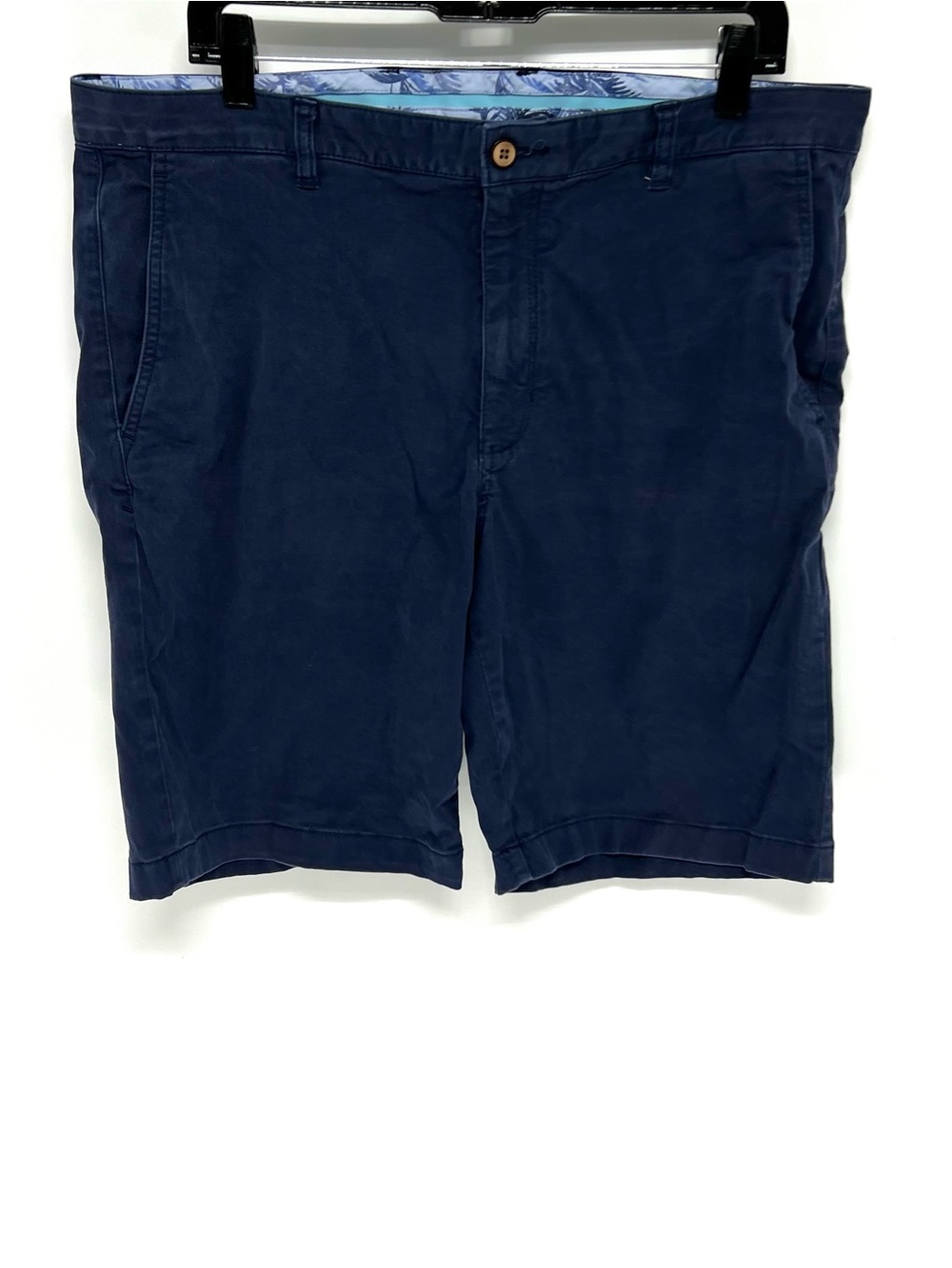 Tommy Bahama men’s chino shorts 38